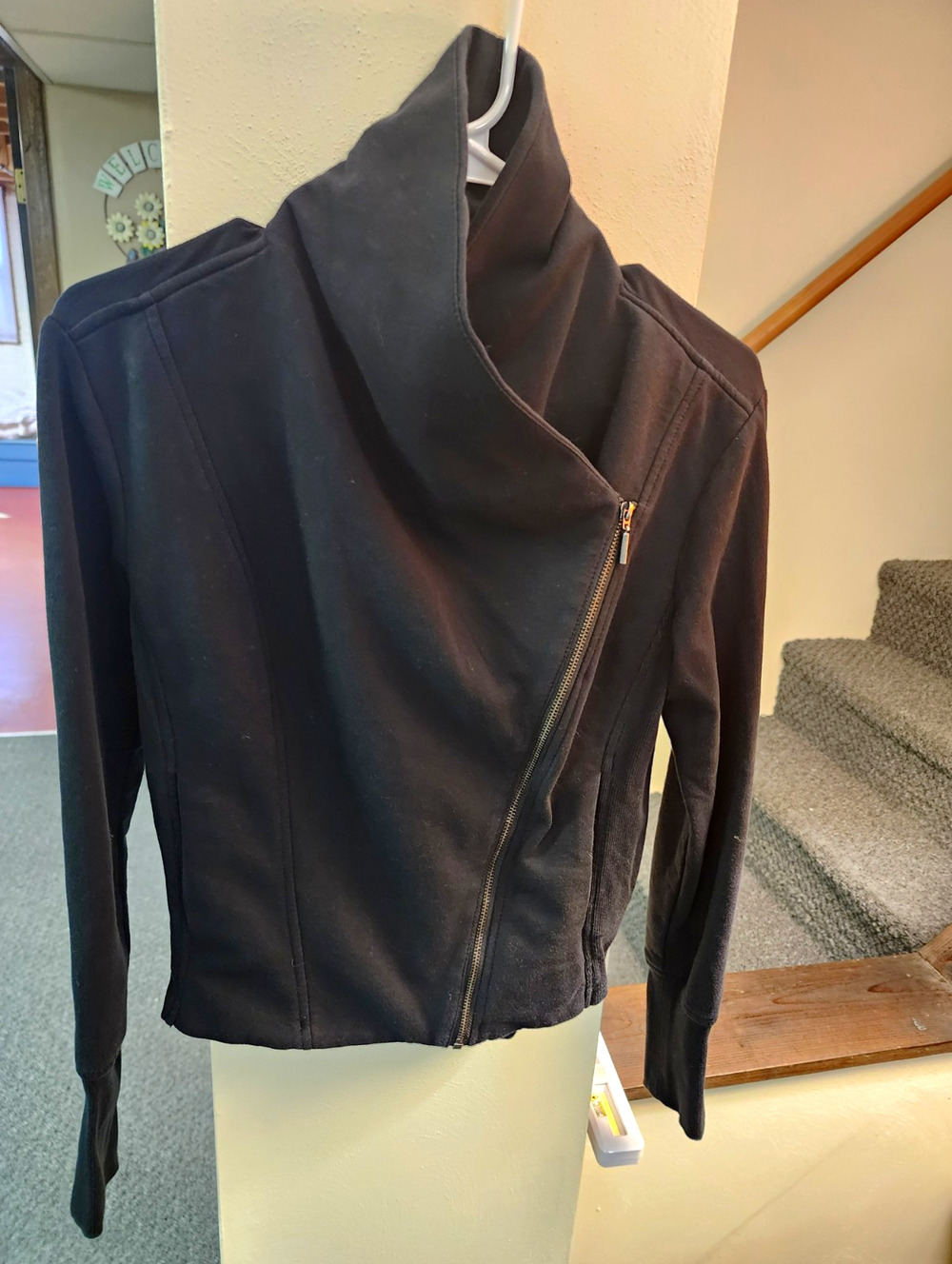 H by Halston Women's Black Asymmetrical Zip Short Jacket Pockets Size 4